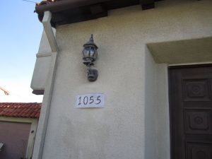address-numbers-mockup-placed house numbers mockup