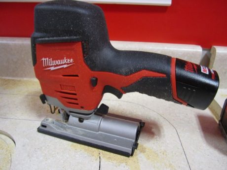 milwaukee-cordless-jig-saw-sink milwaukee-cordless-jig-saw-sink