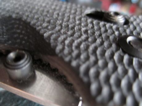 benchmade-triage-916-grip benchmade-triage-916-grip