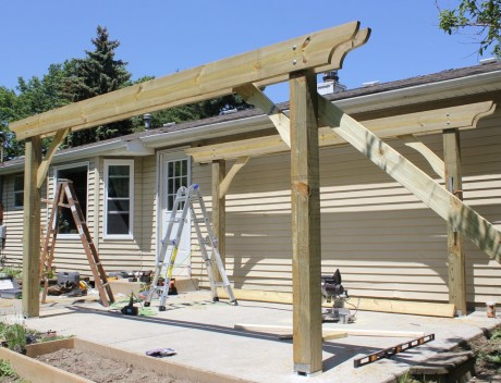 How to Build a Pergola in Two Days on a Budget - Detailed How-To