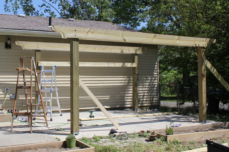 How To Build A Pergola In Two Days On A Budget Detailed How To