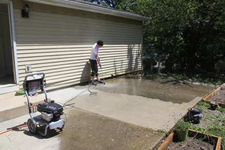 pre-pergola-power-wash