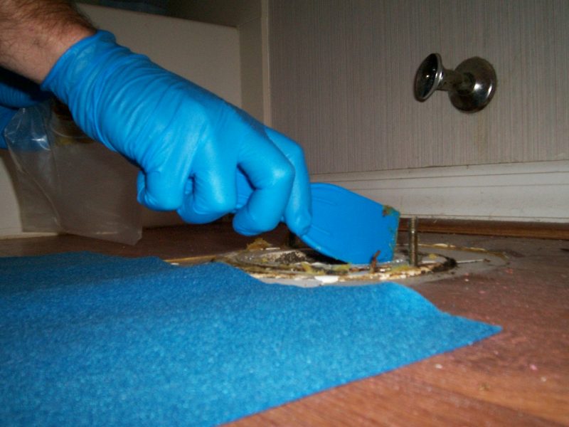 Getting rid of the old wax ring