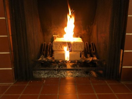 tacoma-firelog-burning tacoma-firelog-burning