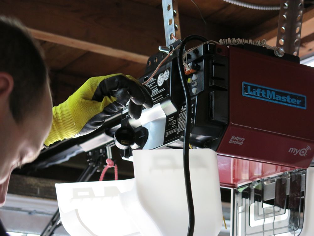 Liftmaster Garage Door Opener - We Review the 8550 with ... liftmaster sensor wiring diagram 