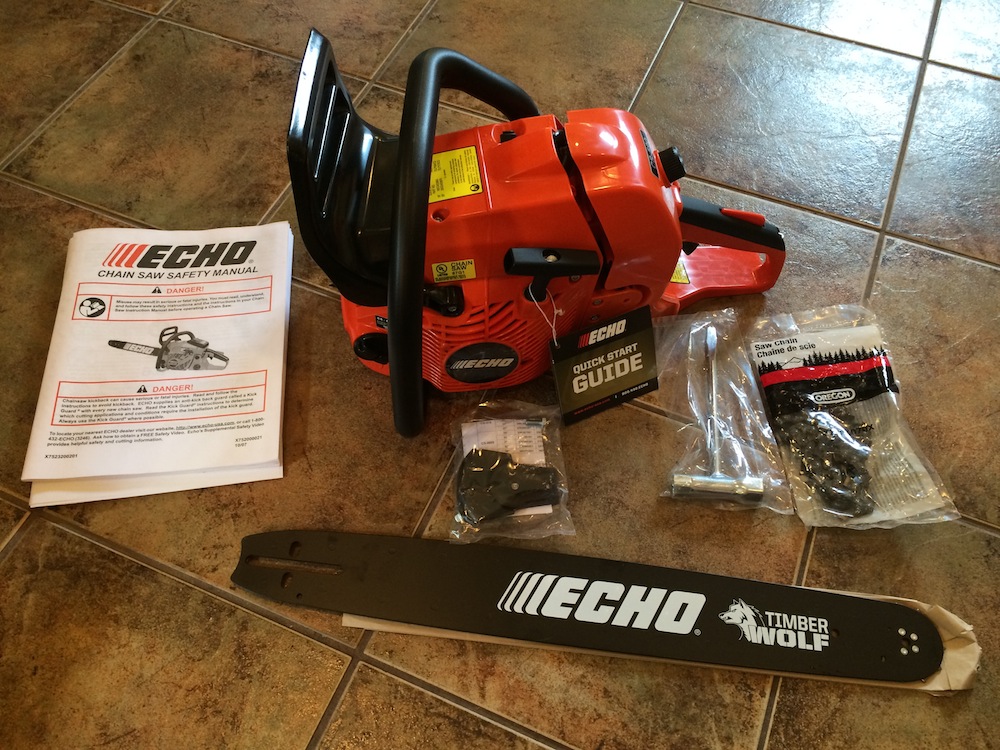 thumbnail image 2 of ECHO CS-590 Timber Wolf 59.8cc 2-Cycle Gas Chainsaw With 20-Inch Bar 2 of 4