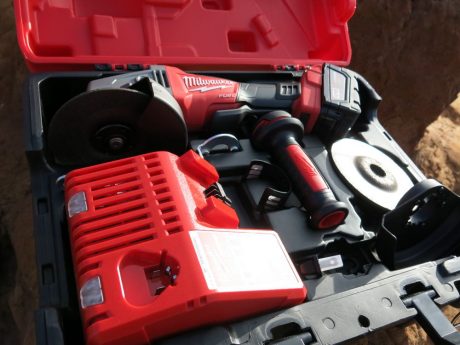Milwaukee Fuel grinder kit