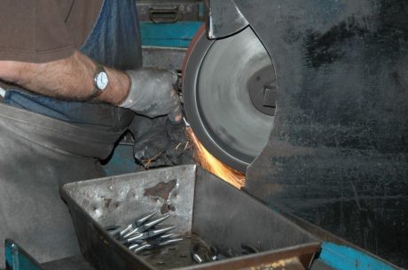 channellock-grinding-2