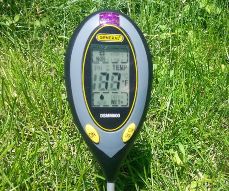 The display reads well, but less so in bright sun.