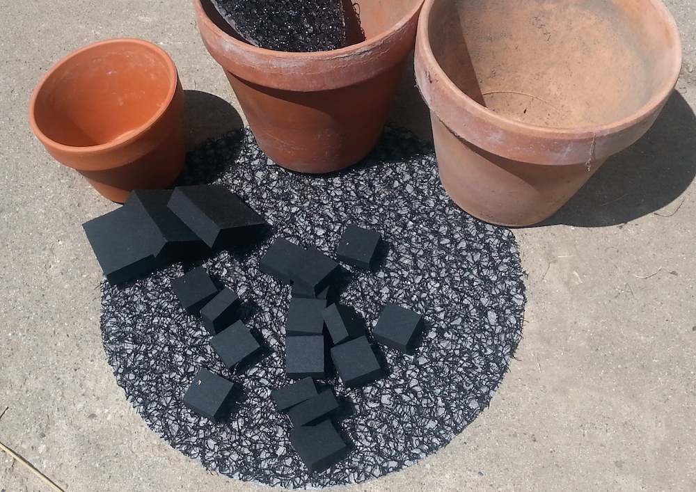 DrainSmart Drainage Discs and PotRisers for Container Gardening