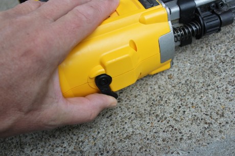 dewalt dcn692m1