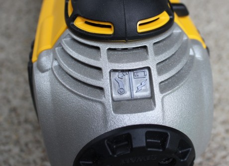 dewalt dcn692m1