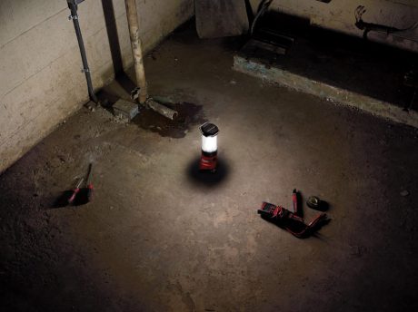 milwaukee-m18-lantern