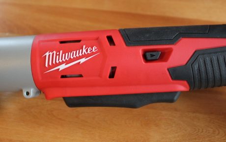 milwaukee m18 right angle impact driver