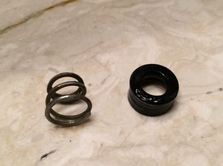 leaking bathroom faucet