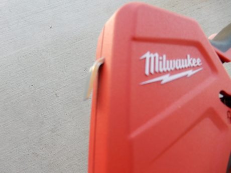 milwaukee staple and nail gun