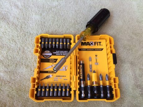 dewalt mechanics tool