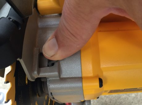 dewalt 20v max miter saw