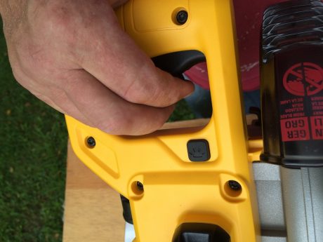 dewalt 20v max miter saw