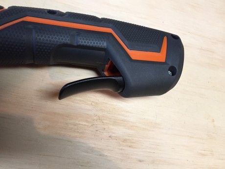 Padded grip and paddle switch...comfy!