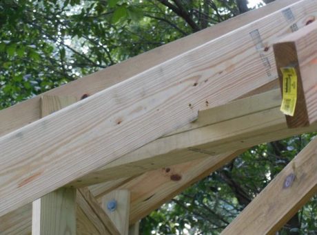Intermediate rafters