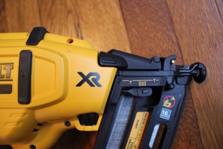 dewalt dcn660