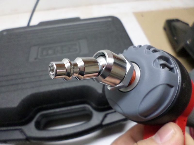 Swiveling intake
