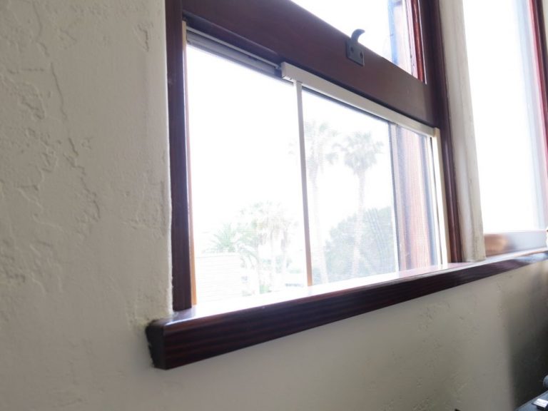 adjustable window screens