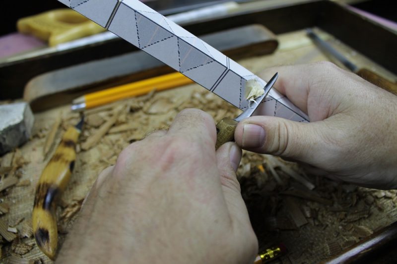 Notching with a knife