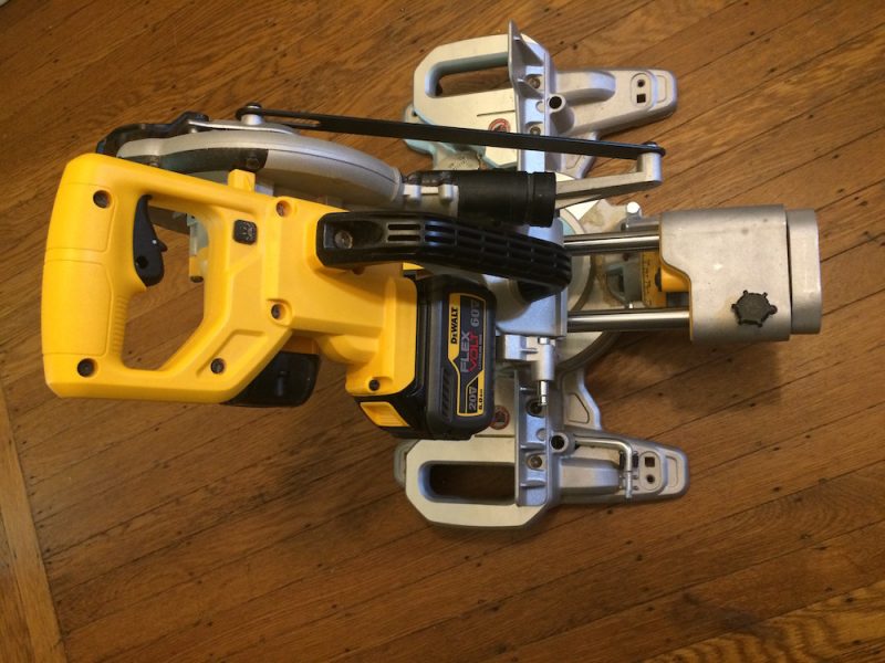 dewalt flexvolt stud