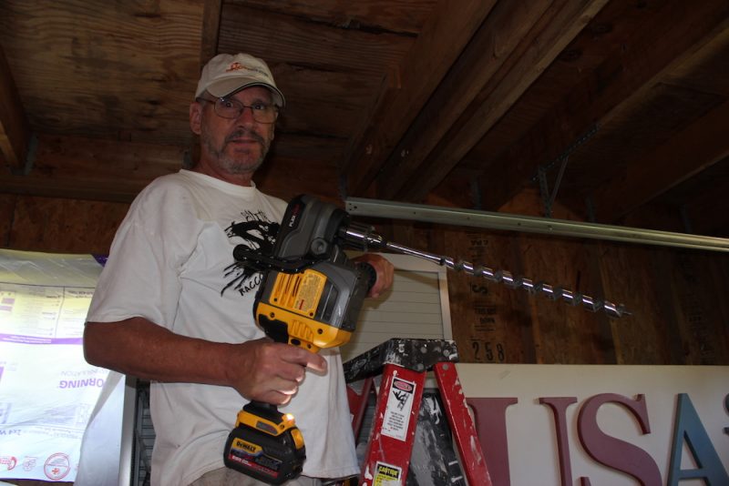 dewalt flexvolt stud