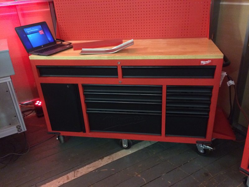 milwaukee mobile work station