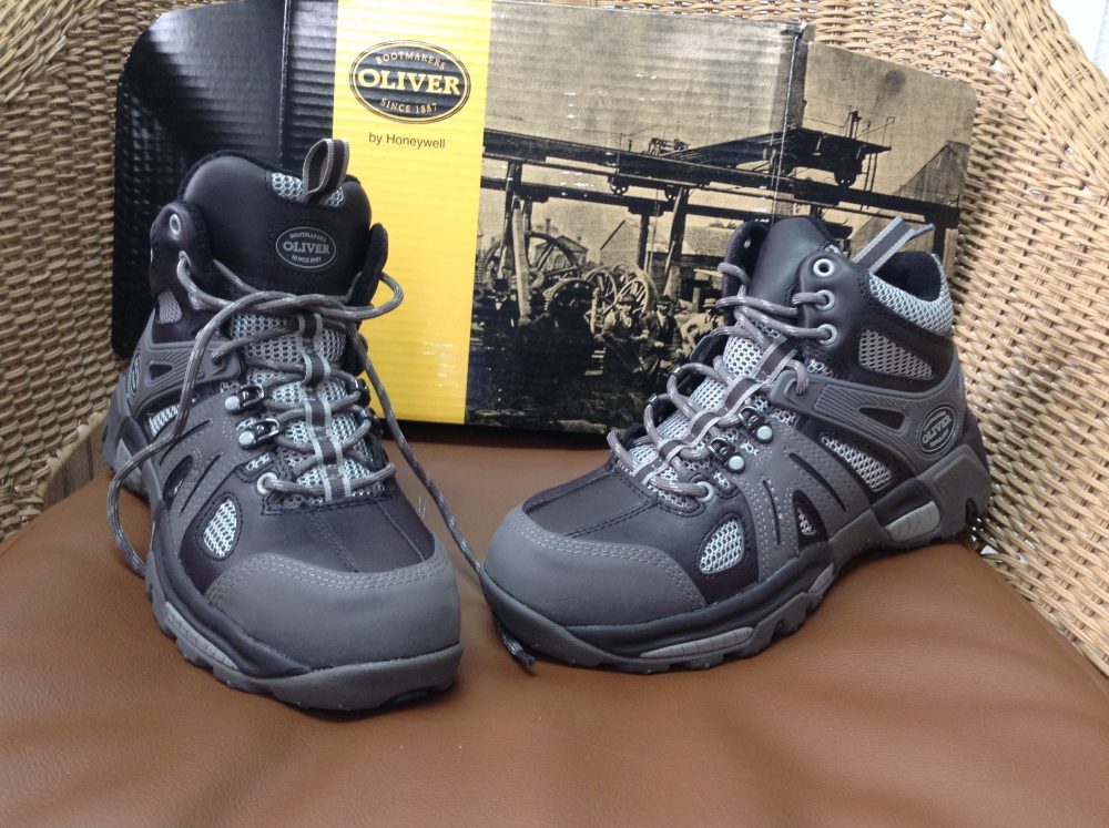 Oliver 2025 hiking boots