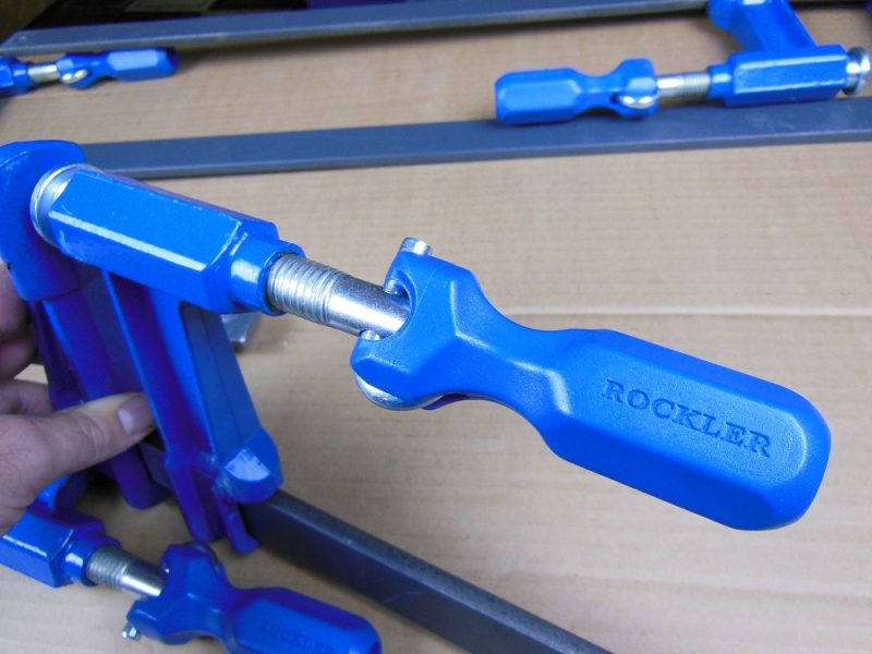 Straight handle