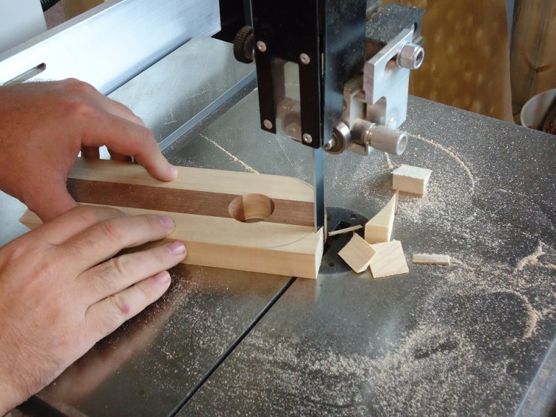 Cutting the curve