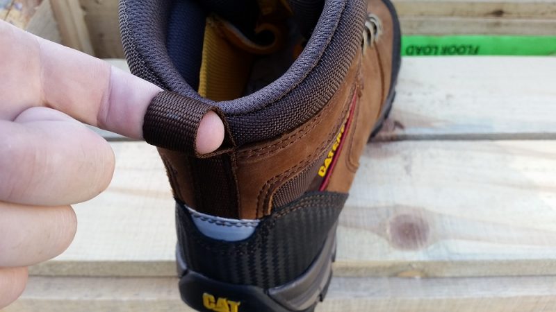 Finger pull