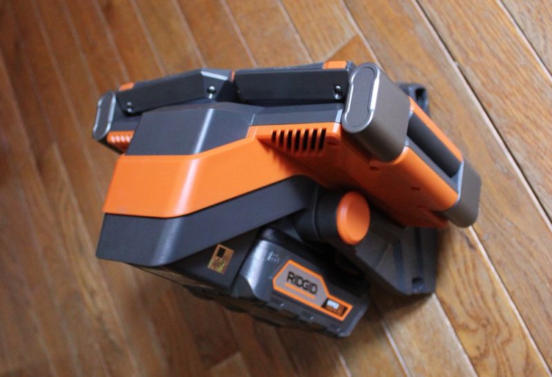 Ridgid GEN5X Folding Panel Light