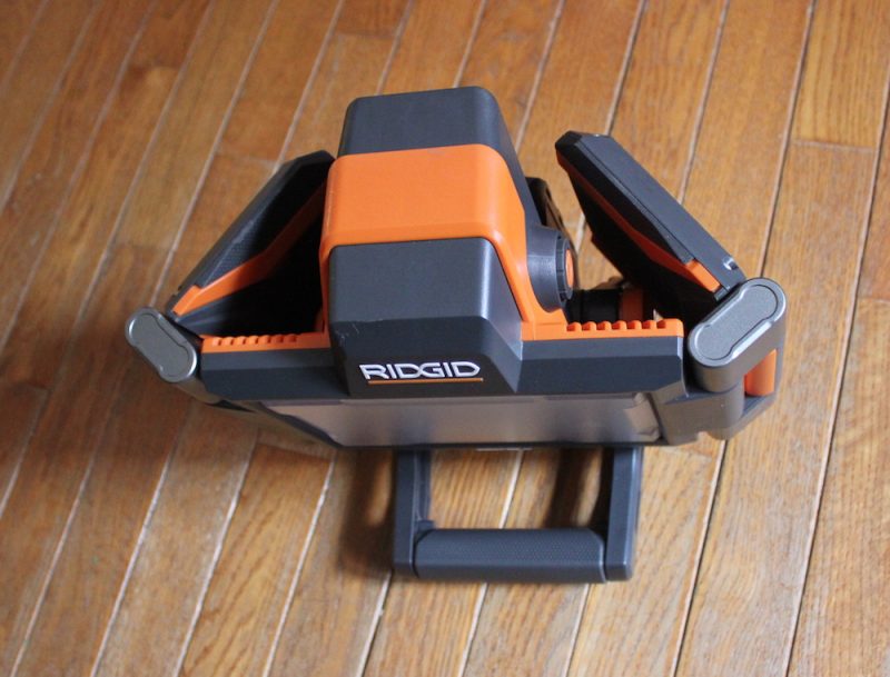 Ridgid GEN5X Folding Panel Light