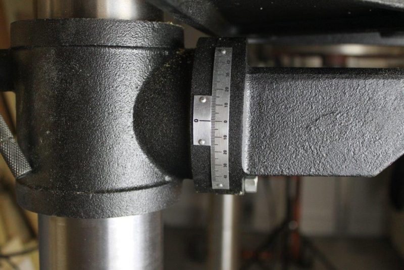 Tilt gauge