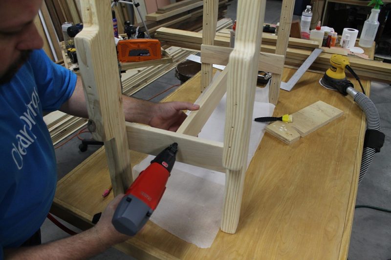 Leg Stretcher