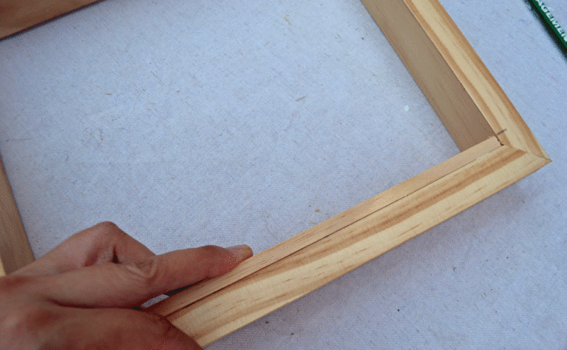 DIY tray attaching dowel