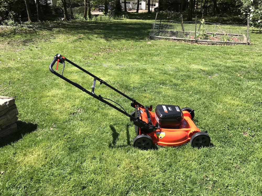Lawnmower, Trimmer and Edger All in One - Black & Decker 3-n-1 Cordless  Compact Mower Review - Home Fixated