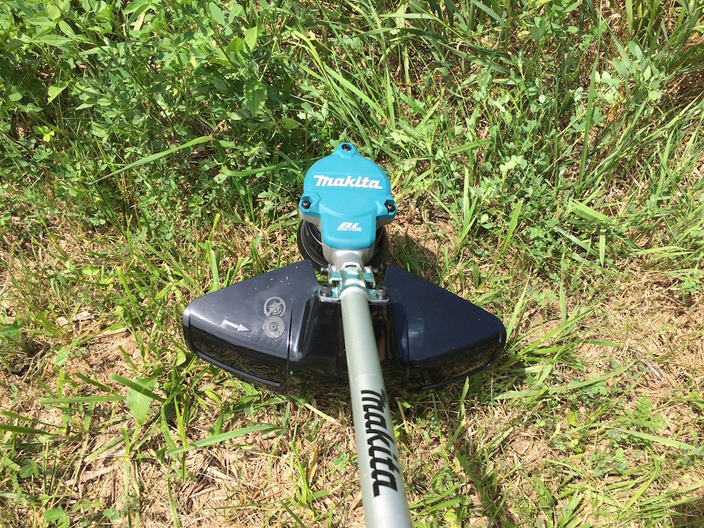 Makita Cordless String Trimmer Doubling Down on Outdoor Power