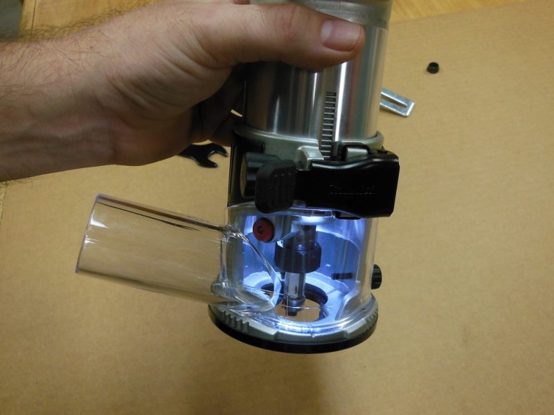 Makita XTR01Z LEDs lit