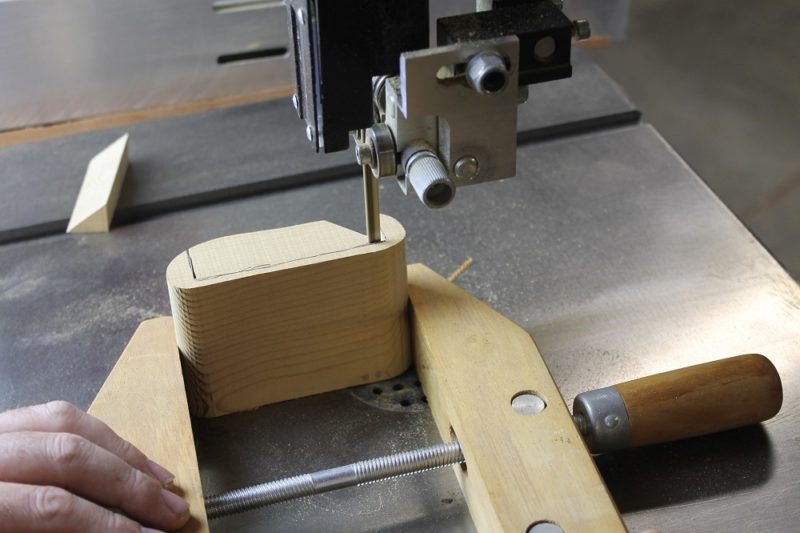 Cut the bottom edge of the cavity