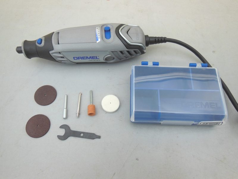 Dremel 3000 rotary tool
