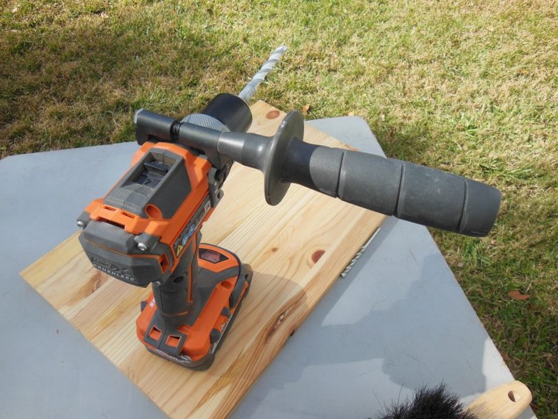 Auxiliary handle