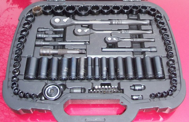 Husky Universal Tool Set