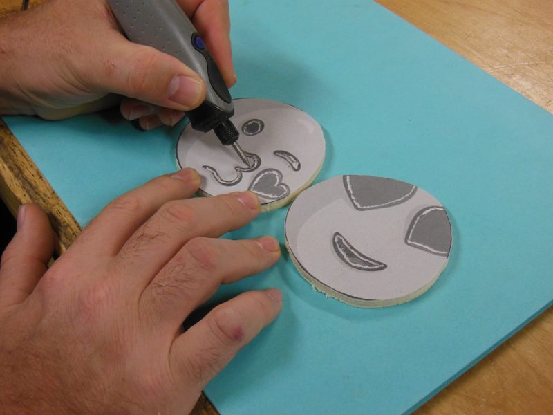 Engraving lines