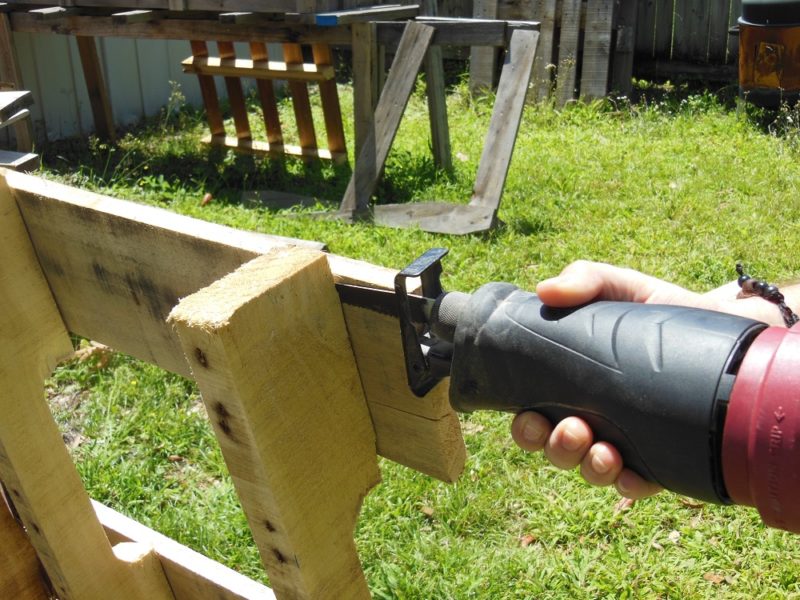 Cutting the slats loose